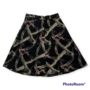 Harlowe & Graham black floral flair skirt size S